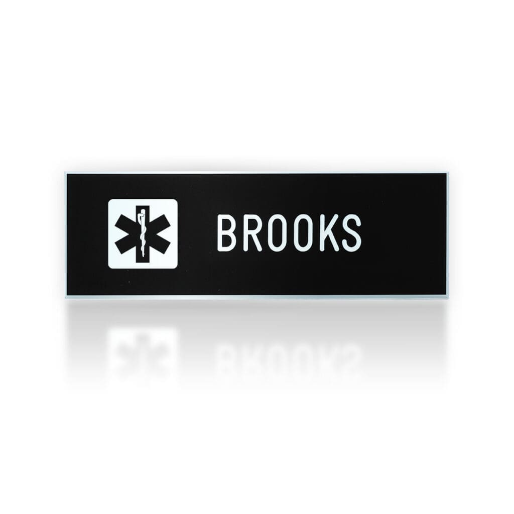 Laminated Name Badges - Reeves Name Badges